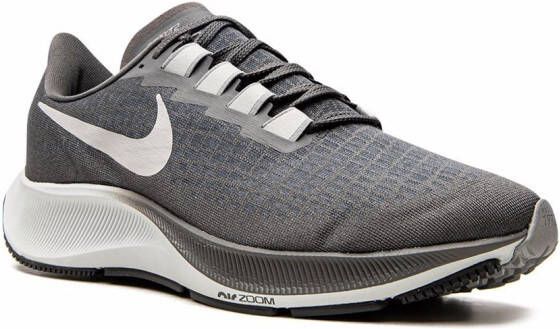 Nike Air Zoom Pegasus 37 "Iron Grey Light Smoke Grey" sneakers