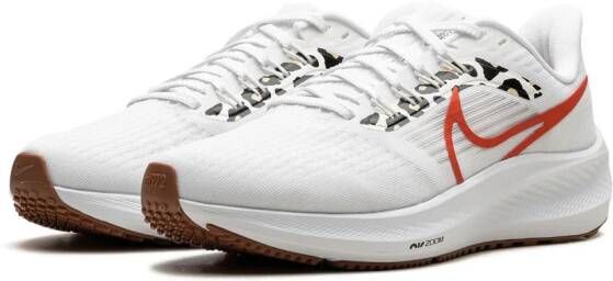 Nike Air Zoom Pegasus 39 "White Leopard" sneakers