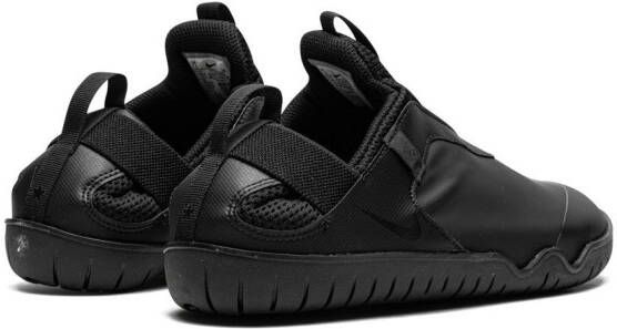 Nike Zoom Pulse "Triple Black" sneakers