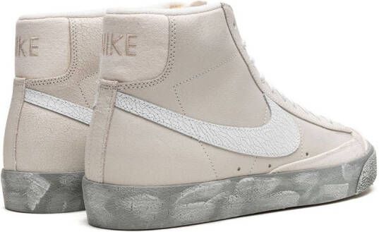 Nike Blazer Mid '77 EMB "Summit White" sneakers