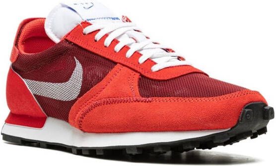 Nike Daybreak Type low-top sneakers Red