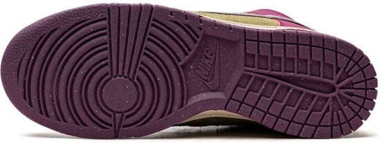 Nike Dunk High "Dynamic Berry" sneakers Purple