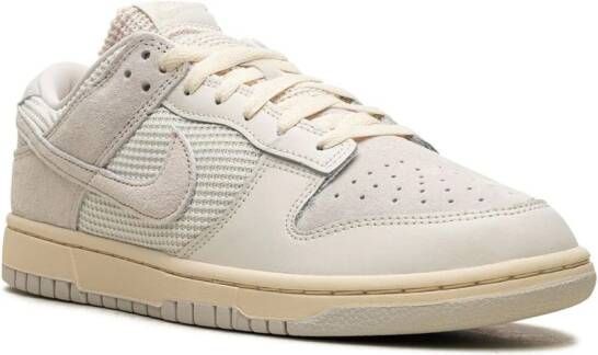 Nike Dunk lace-up sneakers Neutrals