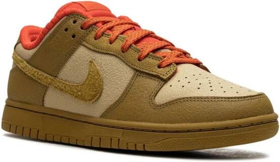 Nike Dunk Low "Bronzine Picante Red" sneakers Green