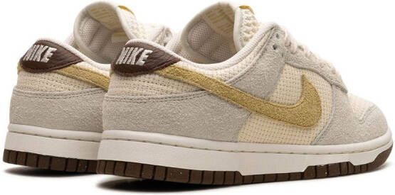 Nike Dunk Low "Coconut Milk" sneakers Neutrals