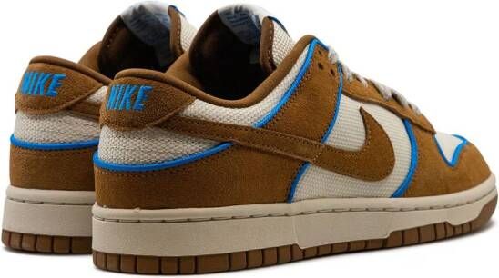 Nike Dunk suede sneakers Brown