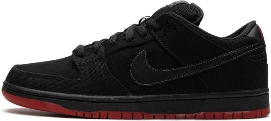 Nike x Levi's Dunk Low Pro Premium SB "Black Denim" sneakers