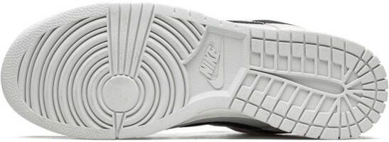 Nike Dunk Low Retro SE "Certified Fresh" sneakers White