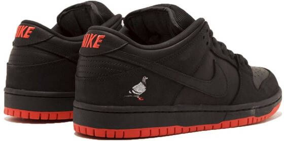 Nike SB Dunk Low TRD QS "Black Pigeon" sneakers