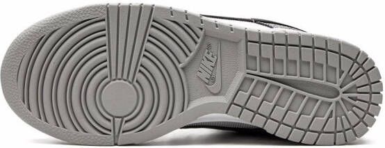 Nike Dunk Low "Golden Gals" sneakers Grey