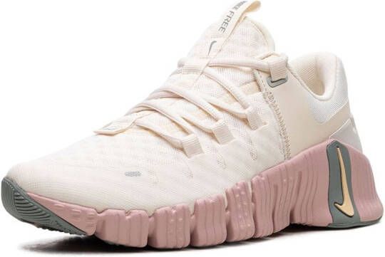 Nike Free Metcon 5 "Pale Ivory" sneakers Pink