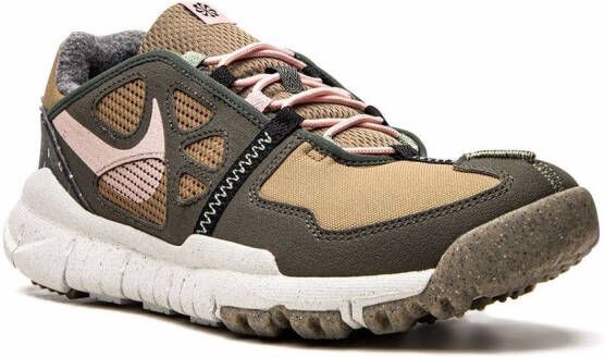 Nike Free Terra Vista "Brown Kelp Pink Glaze Sequoia" sneakers