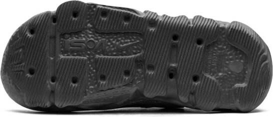 Nike ISPA Universal "Smoke Grey" sneakers