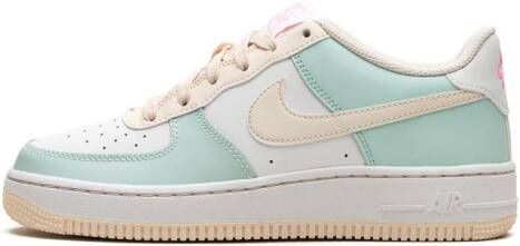 Nike Kids Air Force 1 Low "Emerald Rise Guava Ice White Pink Spell" sneakers Green