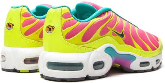 Nike Kids Air Max Plus "Volt Pink Blast" sneakers