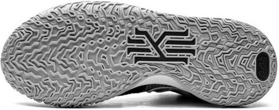 Nike Kyrie Low 4 sneakers Grey