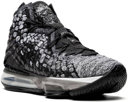 Nike LeBron 17 "Black White" sneakers