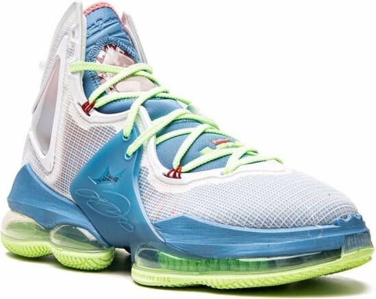 Nike LeBron 19 "Tropical" sneakers Blue