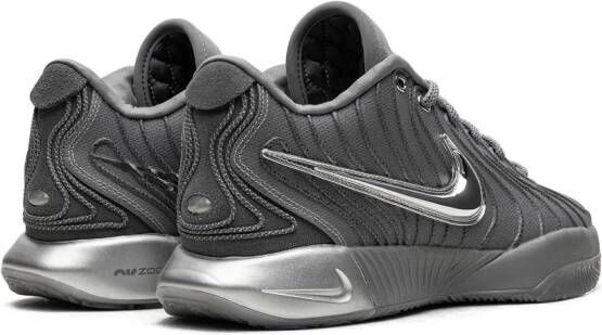 Nike LeBron 21 "Cool Grey" sneakers