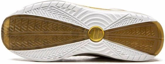 Nike LeBron 7 Retro QS "China Moon" sneakers White
