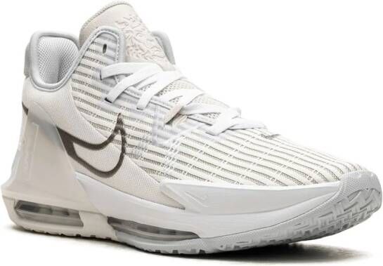 Nike LeBron Witness 6 sneakers Neutrals