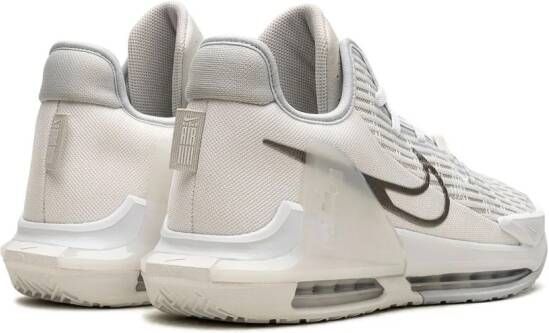 Nike LeBron Witness 6 sneakers Neutrals