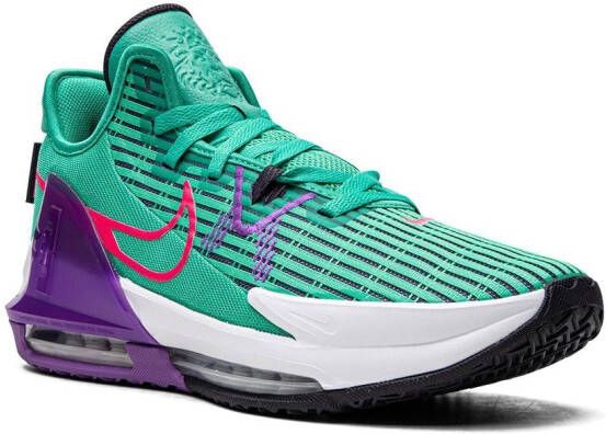 Nike LeBron Witness VI sneakers Green