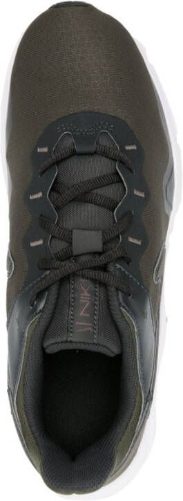 Nike Legend Essential 2 mesh sneakers Green