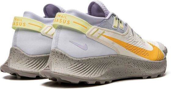 Nike Pegasus Trail 2 "Pure Platinum Fossil-Limelight" sneakers Neutrals