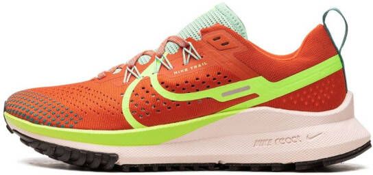 Nike Pegasus Trail 4 "Mantra Orange" sneakers