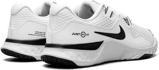 Nike Renew Retaliation TR 2 sneakers White