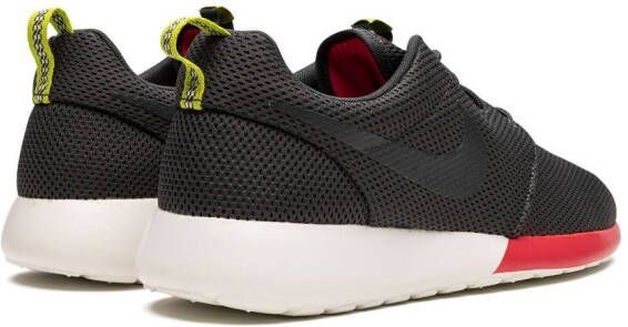 Nike Roshe Run low-top sneakers Black