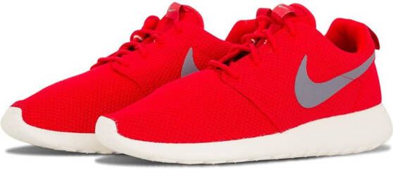 Nike Roshe run sneakers Red