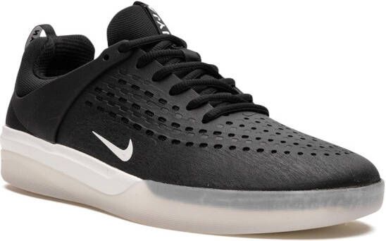 Nike SB Nyjah 3 low-top sneakers Black