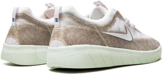 Nike Nyjah Free 2 SB "White Barely Green" sneakers