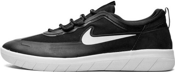 Nike Nyjah Free 2 SB "Black Black Black White" sneakers