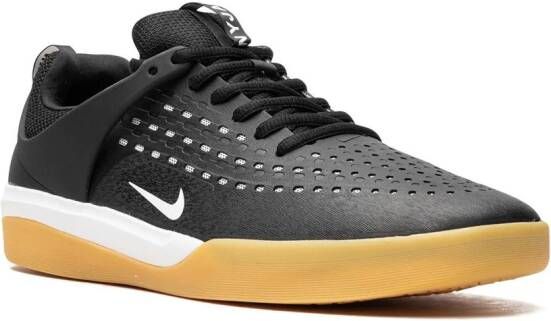 Nike SB Zoom Nyjah 3 "Black White Gum" sneakers