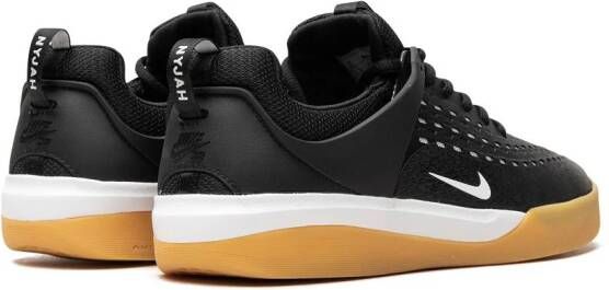 Nike SB Zoom Nyjah 3 "Black White Gum" sneakers