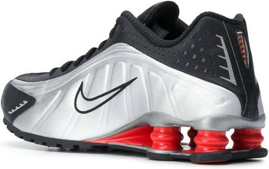 Nike Shox R4 "Black Metallic Silver" sneakers