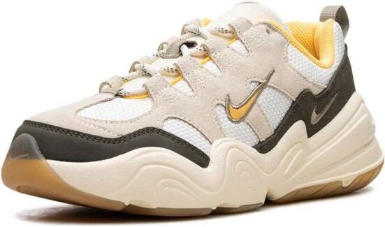 Nike Tech Hera "Coconut Milk" sneakers Neutrals