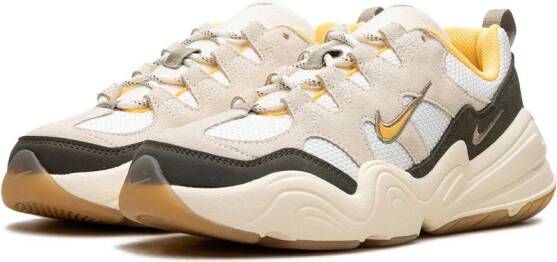 Nike Tech Hera "Coconut Milk" sneakers Neutrals