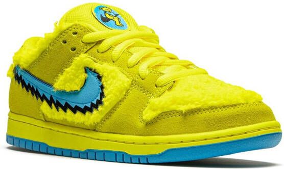 Nike x Grateful Dead SB Dunk Low "Yellow Bear" sneakers