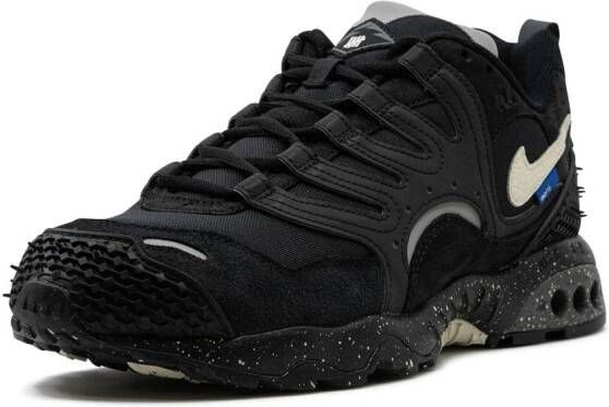 Nike x Undefeated Air Terra Humara "Black" sneakers