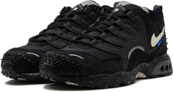 Nike x Undefeated Air Terra Humara "Black" sneakers