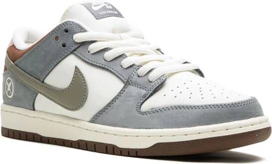 Nike x Yuto Horigome SB Dunk Low sneakers Grey