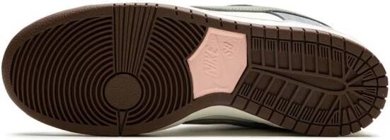 Nike x Yuto Horigome SB Dunk Low sneakers Grey