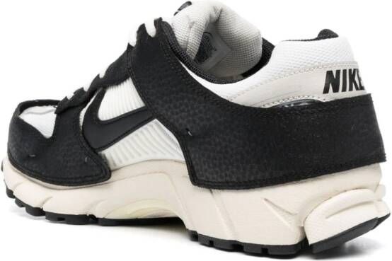 Nike Zoom Vomero Timeless panelled sneakers Black