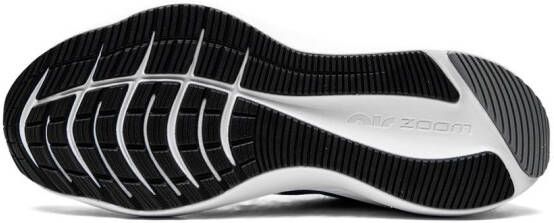 Nike Zoom Winflo 7 low-top sneakers Grey