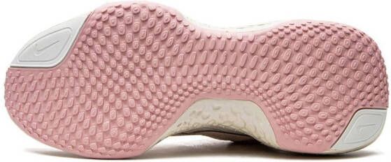 Nike ZoomX Invincible Run Flyknit sneakers "Guava Ice" Pink