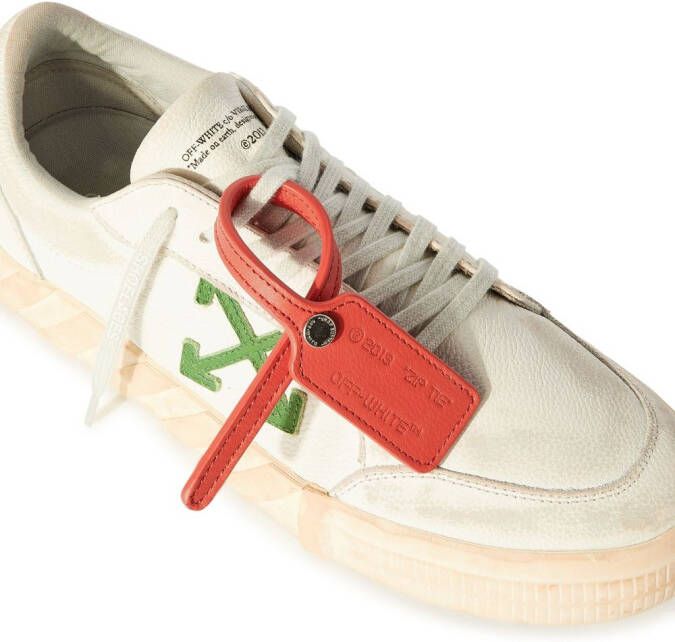 Off-White Low Vulcanized distressed sneakers Neutrals